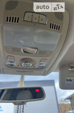 Внедорожник / Кроссовер Audi Q5 2012 в 