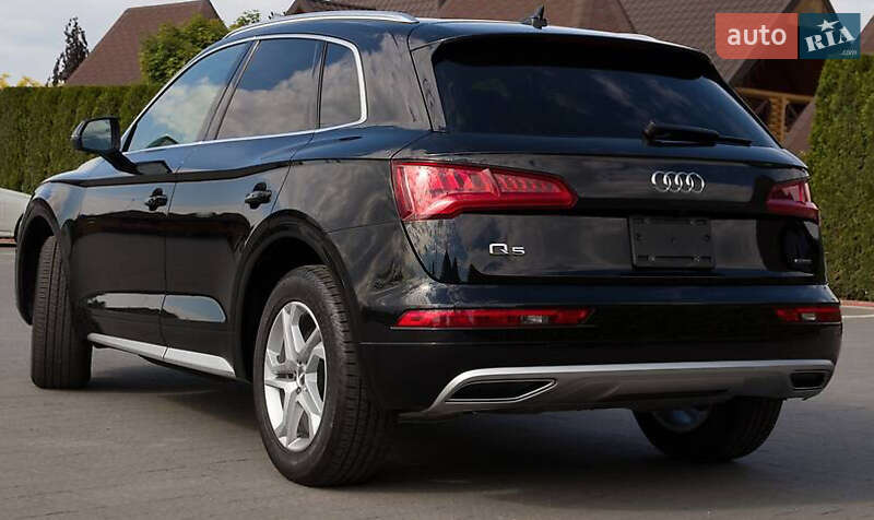 Внедорожник / Кроссовер Audi Q5 2019 в Киеве
