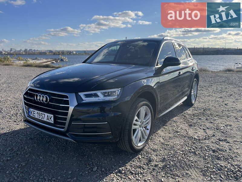 Позашляховик / Кросовер Audi Q5 2018 в Дніпрі