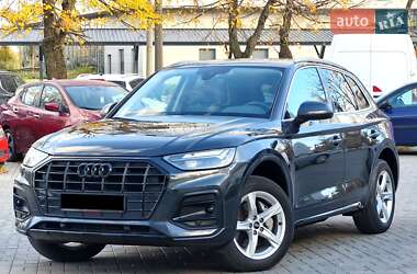 Позашляховик / Кросовер Audi Q5 2021 в Дніпрі