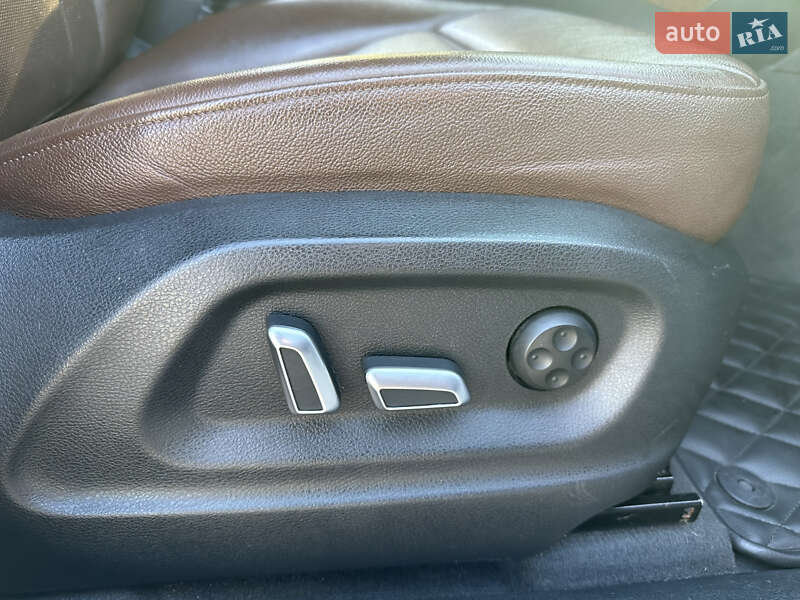 Внедорожник / Кроссовер Audi Q5 2015 в Днепре