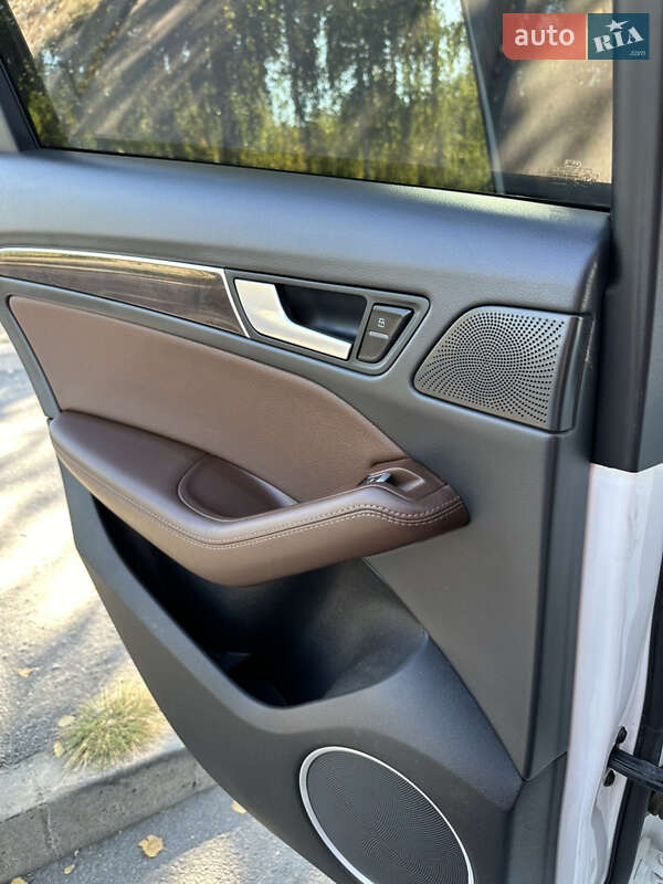 Внедорожник / Кроссовер Audi Q5 2015 в Днепре