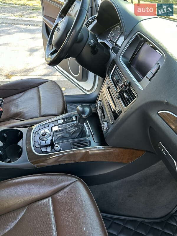 Внедорожник / Кроссовер Audi Q5 2015 в Днепре