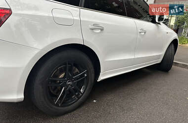 Внедорожник / Кроссовер Audi Q5 2015 в 