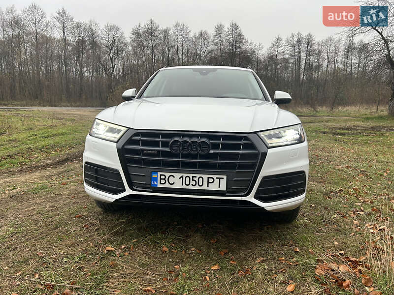 Внедорожник / Кроссовер Audi Q5 2017 в Долине