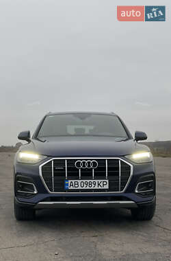 Внедорожник / Кроссовер Audi Q5 2020 в 