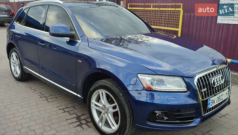 Внедорожник / Кроссовер Audi Q5 2012 в Березному