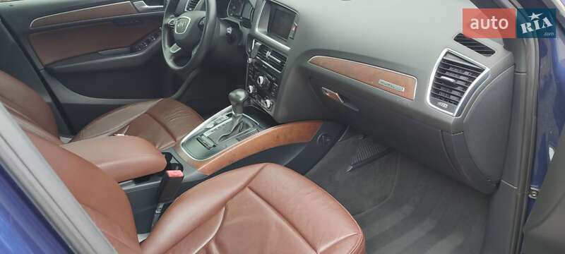 Внедорожник / Кроссовер Audi Q5 2012 в Березному