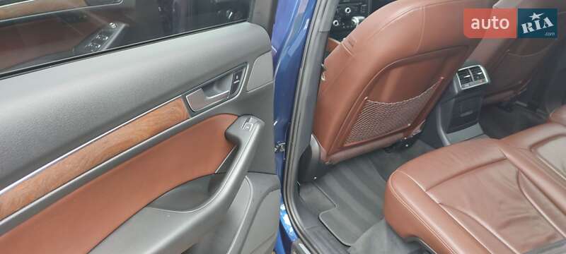 Внедорожник / Кроссовер Audi Q5 2012 в Березному