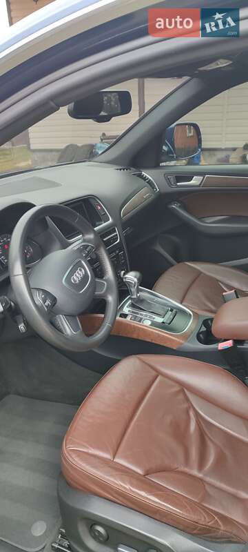 Внедорожник / Кроссовер Audi Q5 2012 в Березному