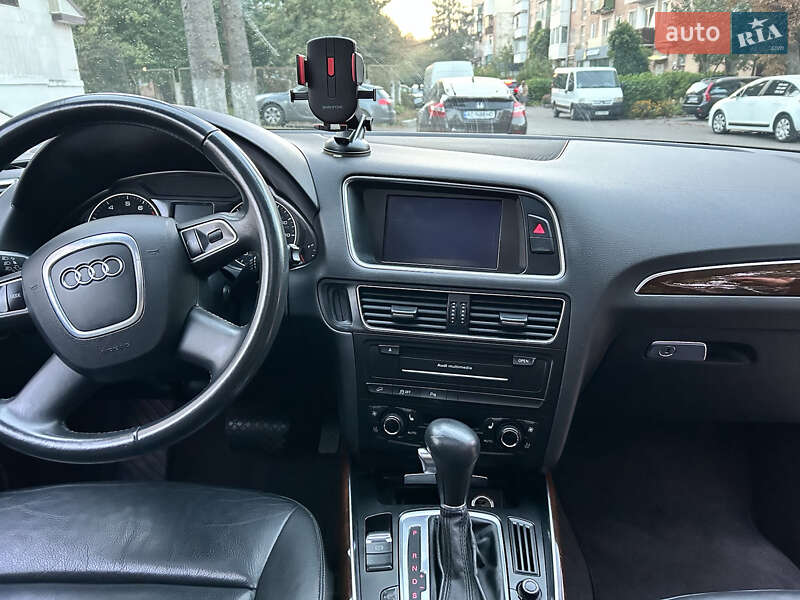 Позашляховик / Кросовер Audi Q5 2011 в Рівному фото 5 Позашляховик / Кросовер Audi Q5 2011 в Рівному