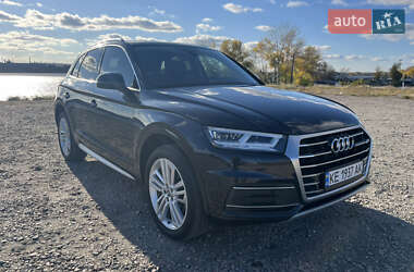 Позашляховик / Кросовер Audi Q5 2018 в Дніпрі