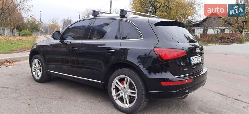 Внедорожник / Кроссовер Audi Q5 2016 в Чернигове