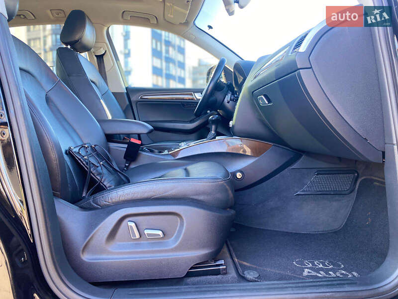 Внедорожник / Кроссовер Audi Q5 2015 в Киеве