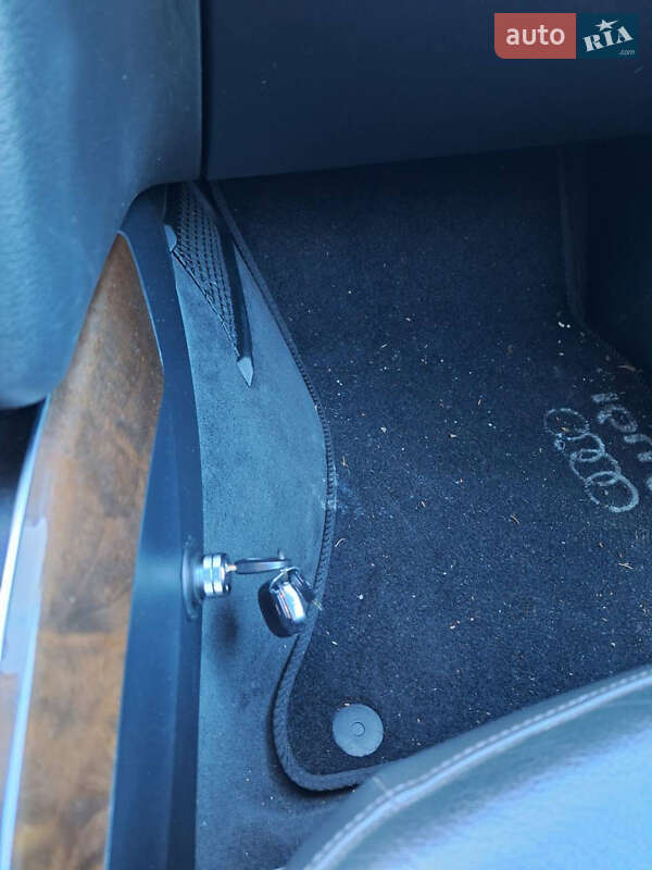 Внедорожник / Кроссовер Audi Q5 2015 в Киеве