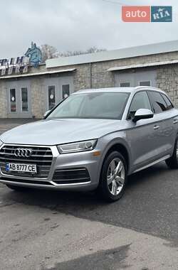 Позашляховик / Кросовер Audi Q5 2017 в Вінниці