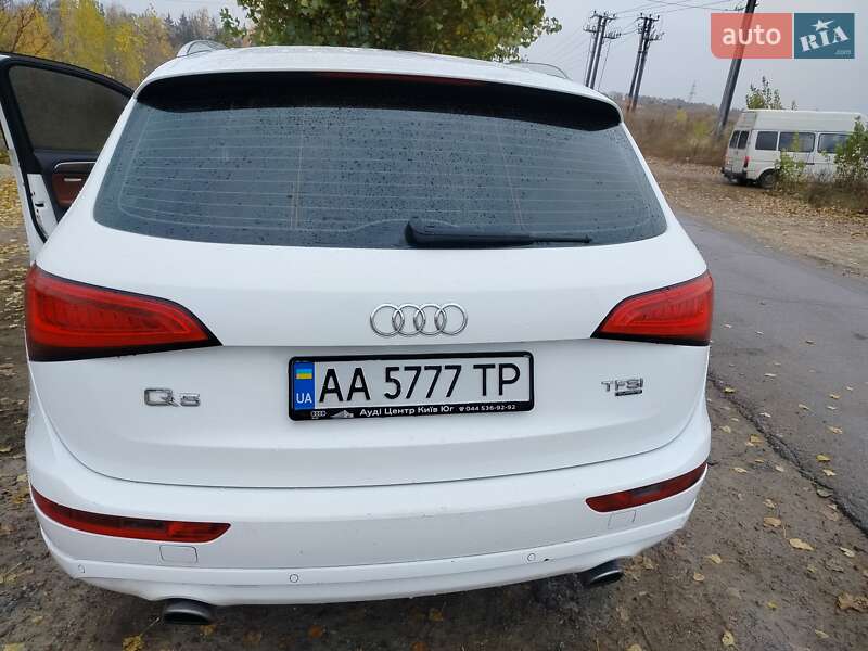 Позашляховик / Кросовер Audi Q5 2012 в Києві