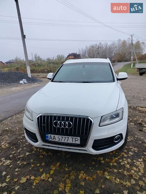 Позашляховик / Кросовер Audi Q5 2012 в Києві