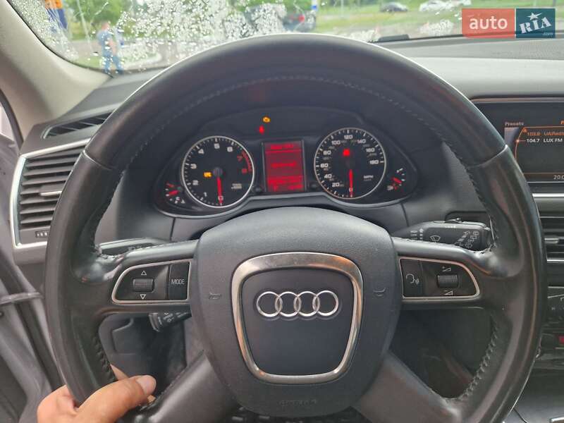 Позашляховик / Кросовер Audi Q5 2011 в Львові