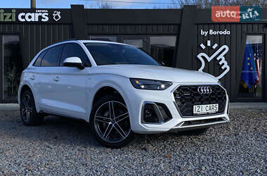 Позашляховик / Кросовер Audi Q5 2020 в Львові