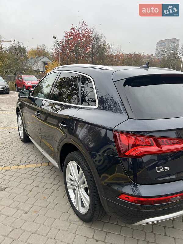 Внедорожник / Кроссовер Audi Q5 2018 в Львове