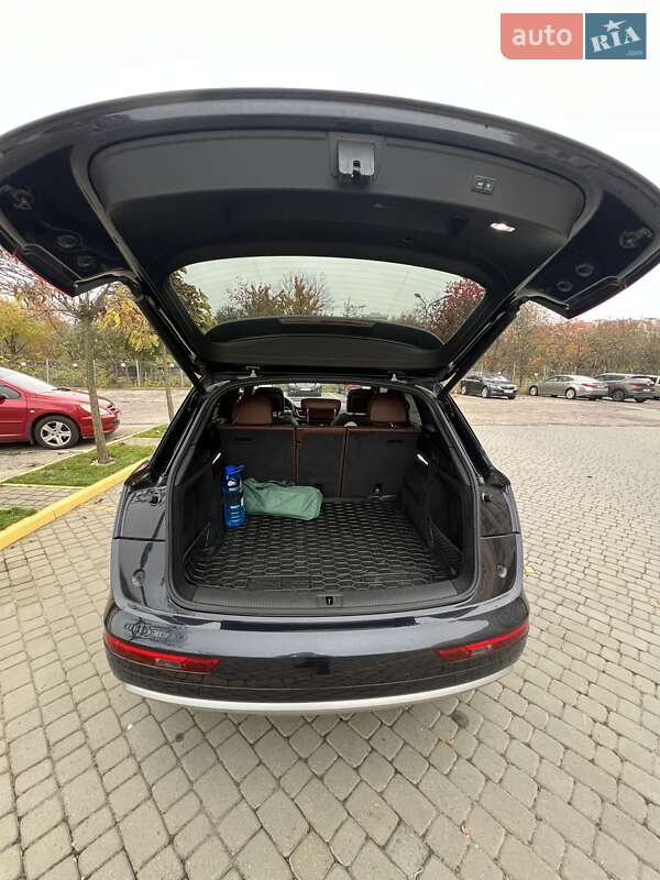 Внедорожник / Кроссовер Audi Q5 2018 в Львове