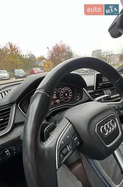 Внедорожник / Кроссовер Audi Q5 2018 в 