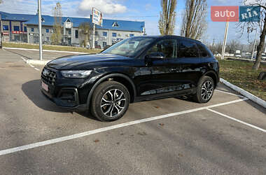 Внедорожник / Кроссовер Audi Q5 2024 в Житомире