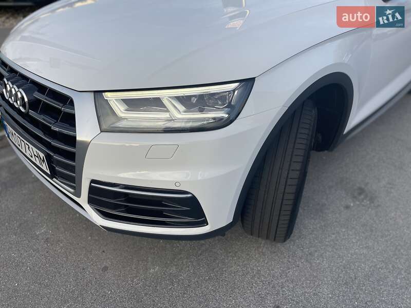 Внедорожник / Кроссовер Audi Q5 2017 в Бердичеве