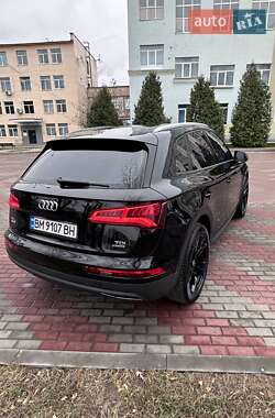 Позашляховик / Кросовер Audi Q5 2017 в Києві