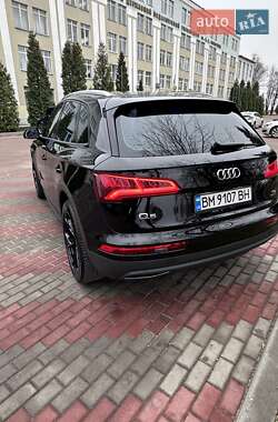 Позашляховик / Кросовер Audi Q5 2017 в Києві