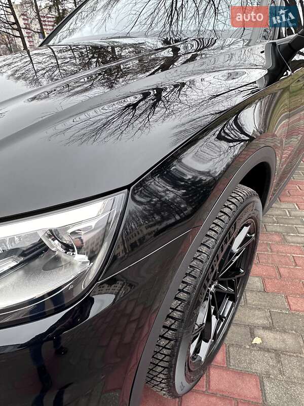 Внедорожник / Кроссовер Audi Q5 2017 в Киеве