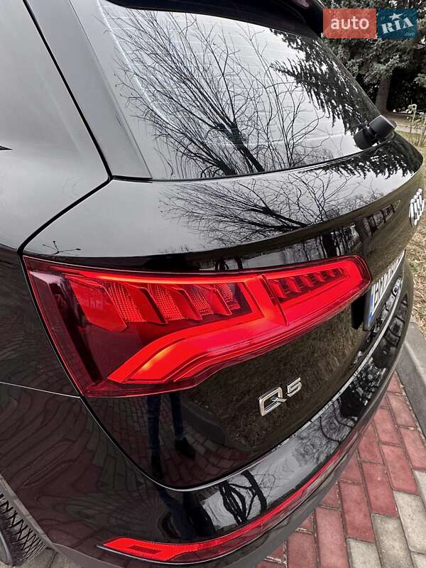 Внедорожник / Кроссовер Audi Q5 2017 в Киеве