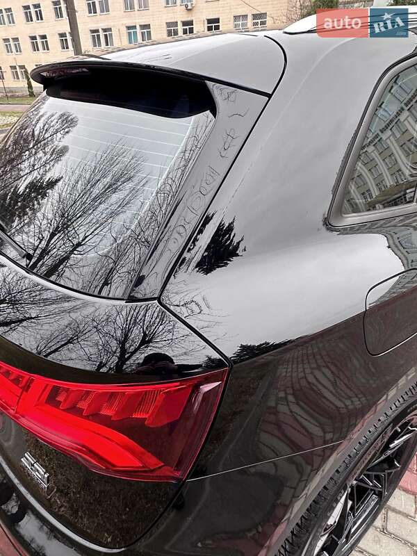 Внедорожник / Кроссовер Audi Q5 2017 в Киеве