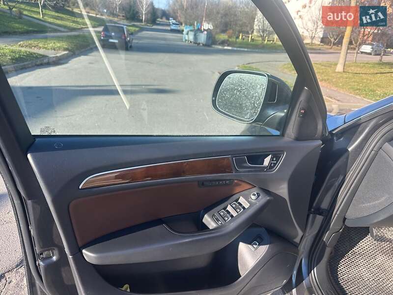 Позашляховик / Кросовер Audi Q5 2014 в Києві