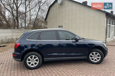 Внедорожник / Кроссовер Audi Q5 2010 в Ровно