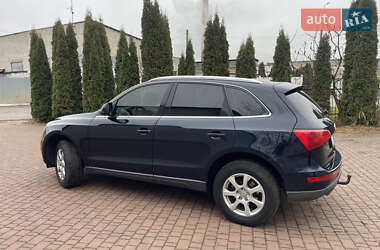 Внедорожник / Кроссовер Audi Q5 2010 в 