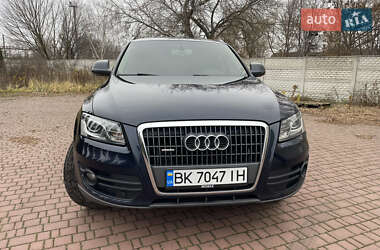 Внедорожник / Кроссовер Audi Q5 2010 в Ровно