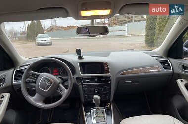 Внедорожник / Кроссовер Audi Q5 2010 в Ровно