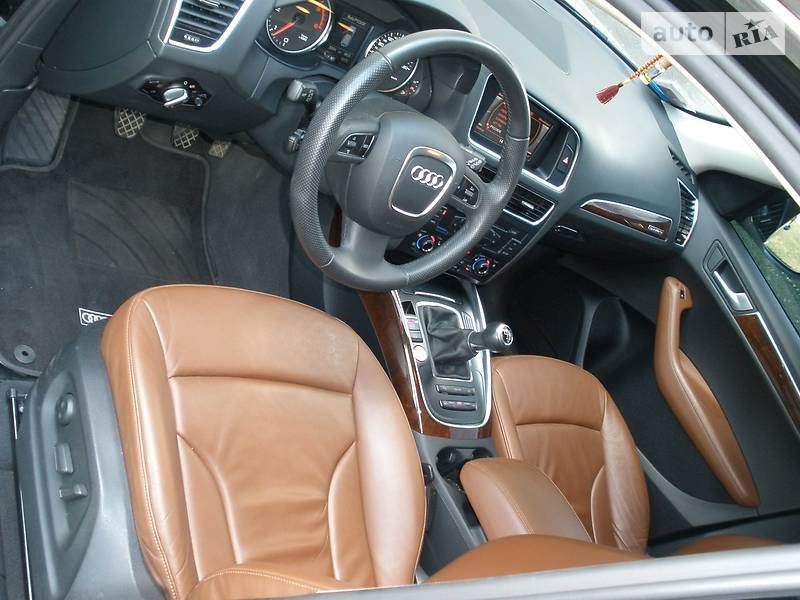 Позашляховик / Кросовер Audi Q5 2009 в Києві