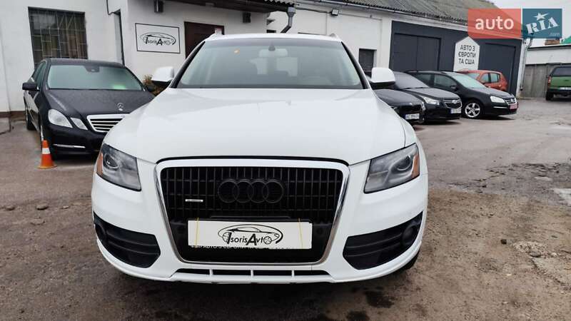 Внедорожник / Кроссовер Audi Q5 2011 в Чернигове