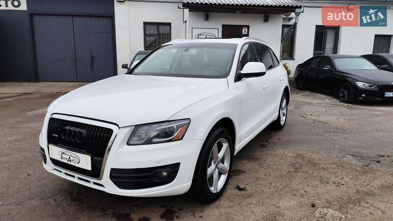 Внедорожник / Кроссовер Audi Q5 2011 в Чернигове