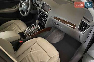 Внедорожник / Кроссовер Audi Q5 2011 в Житомире