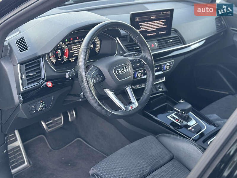 Позашляховик / Кросовер Audi Q5 2021 в Луцьку