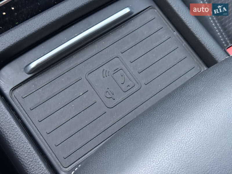 Позашляховик / Кросовер Audi Q5 2021 в Луцьку