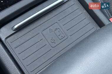 Внедорожник / Кроссовер Audi Q5 2021 в 