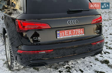 Внедорожник / Кроссовер Audi Q5 2021 в 