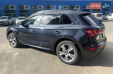 Позашляховик / Кросовер Audi Q5 2019 в Києві