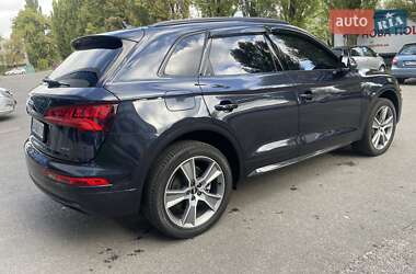 Позашляховик / Кросовер Audi Q5 2019 в Києві