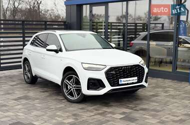 Позашляховик / Кросовер Audi Q5 2022 в Рівному